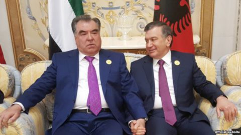 شوکت میرضیایف: با همسایگان خود دوستی کنیم – Шавкат Мирзиёев: Бо ҳамсояҳои худ дӯстӣ кунем