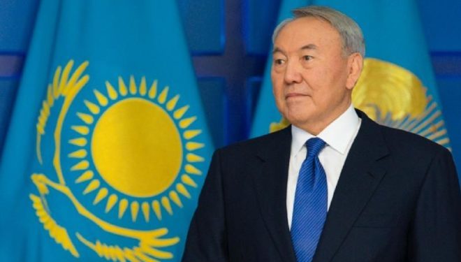 Раисҷумҳури Қазоқистон пас аз 30 соли раҳбарӣ аз мақоми худ канор рафт