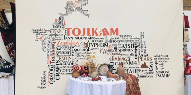 “Тоҷикам” намоишгоҳи ҳунарҳои дастии тоҷикони минтақа дар Душанбе