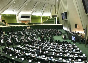 Вокуниши мақомҳои эронӣ ба дарҷи Сипоҳи Посдорон дар феҳристи гурӯҳҳои теруристӣ